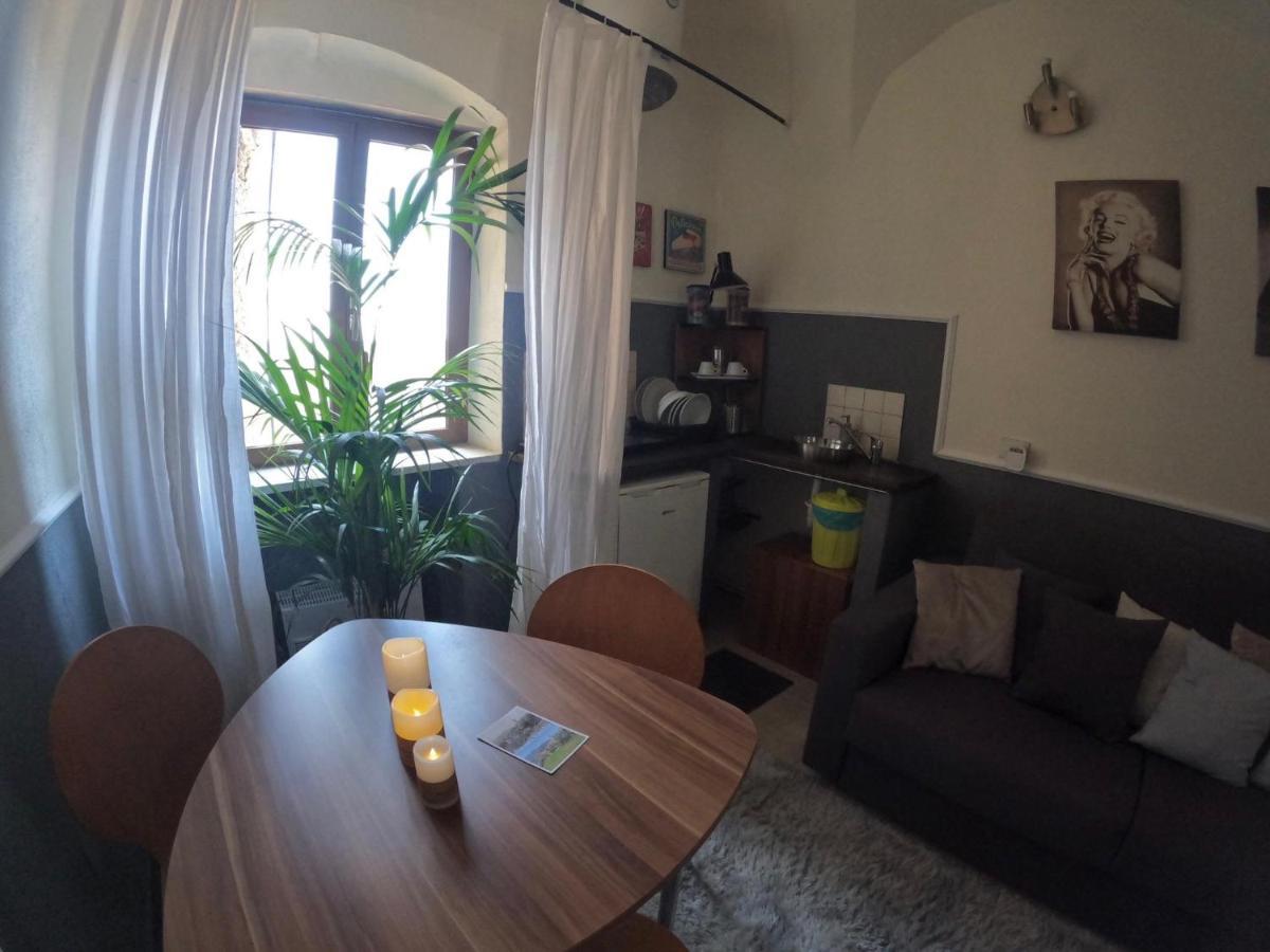 Piazzetta Little Suite 아르마 디 타지아 외부 사진